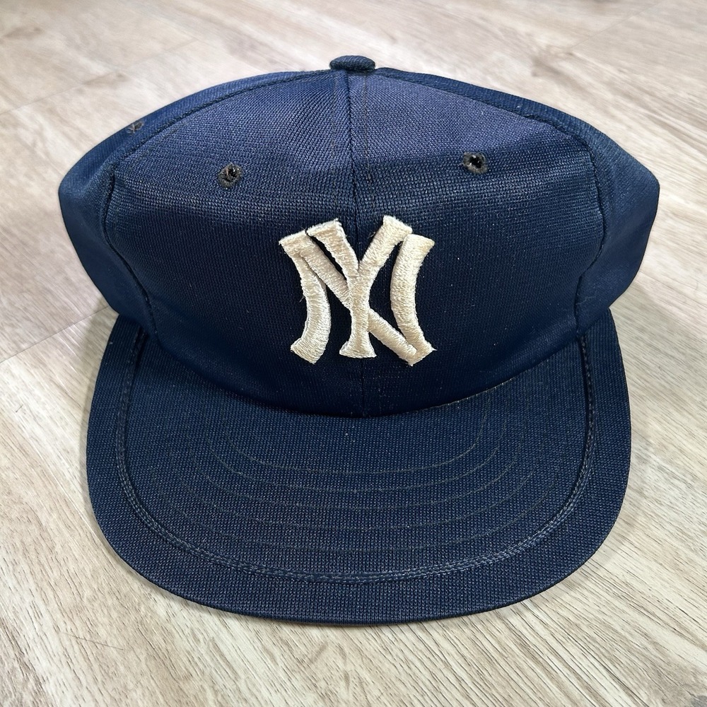 VTG New York Yankees Snapback Hat MLB Baseball Small/Medium Youngan Blue Cap